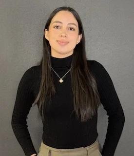 Paula-Headshot